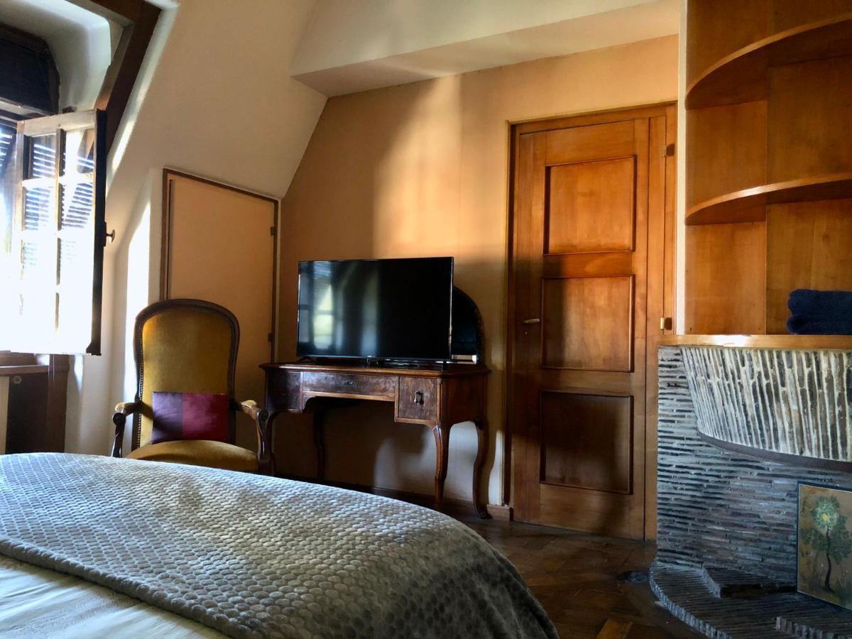 Le Logis D'Arniere Bed & Breakfast Saint Cyr-sous-Dourdan Exterior photo
