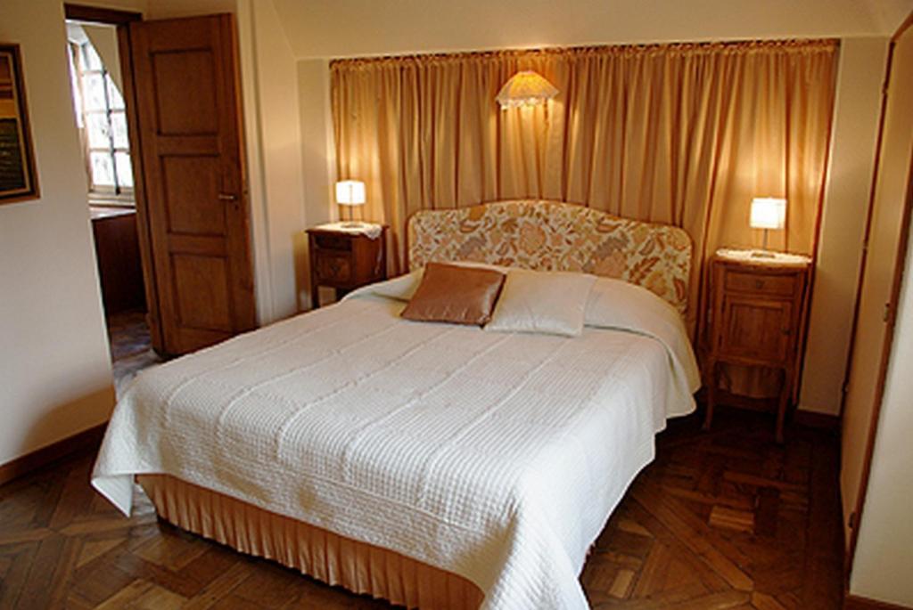 Le Logis D'Arniere Bed & Breakfast Saint Cyr-sous-Dourdan Room photo