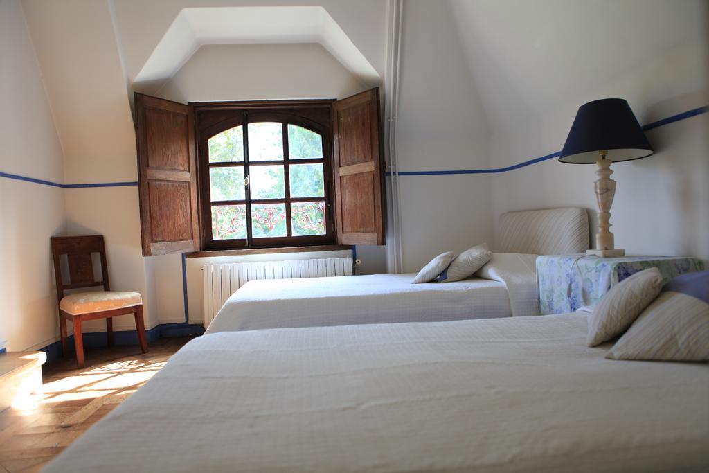 Le Logis D'Arniere Bed & Breakfast Saint Cyr-sous-Dourdan Exterior photo